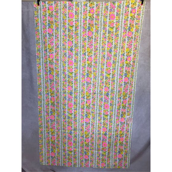 Vintage flower power fabric 1970s - Picture 1 of 5